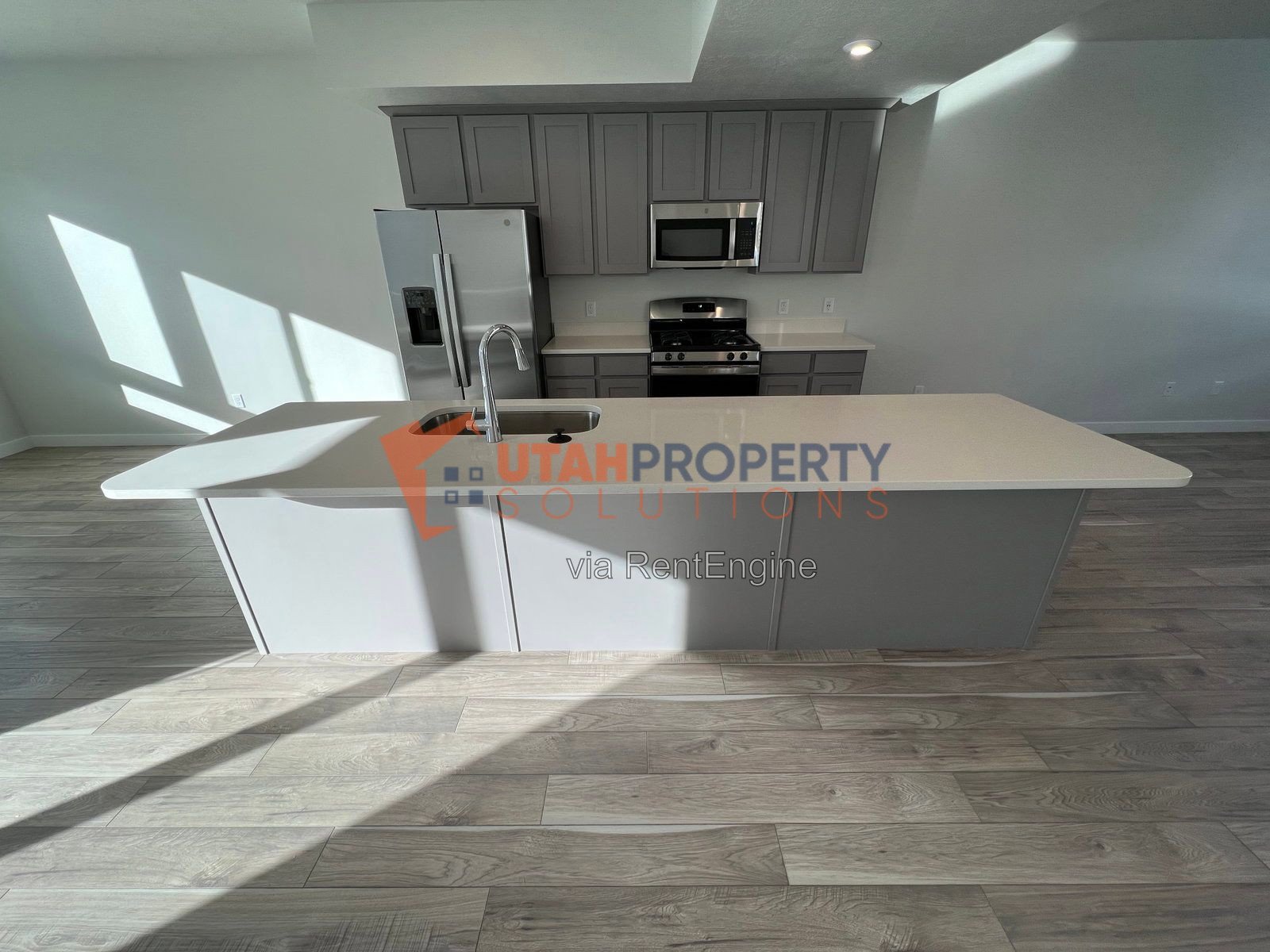 Pet Friendly End Unit Townhome in Rockwell Ranch! property image