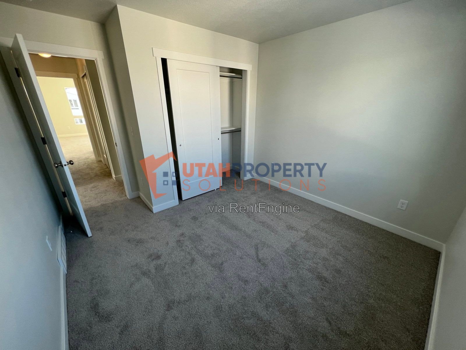 Pet Friendly End Unit Townhome in Rockwell Ranch! property image