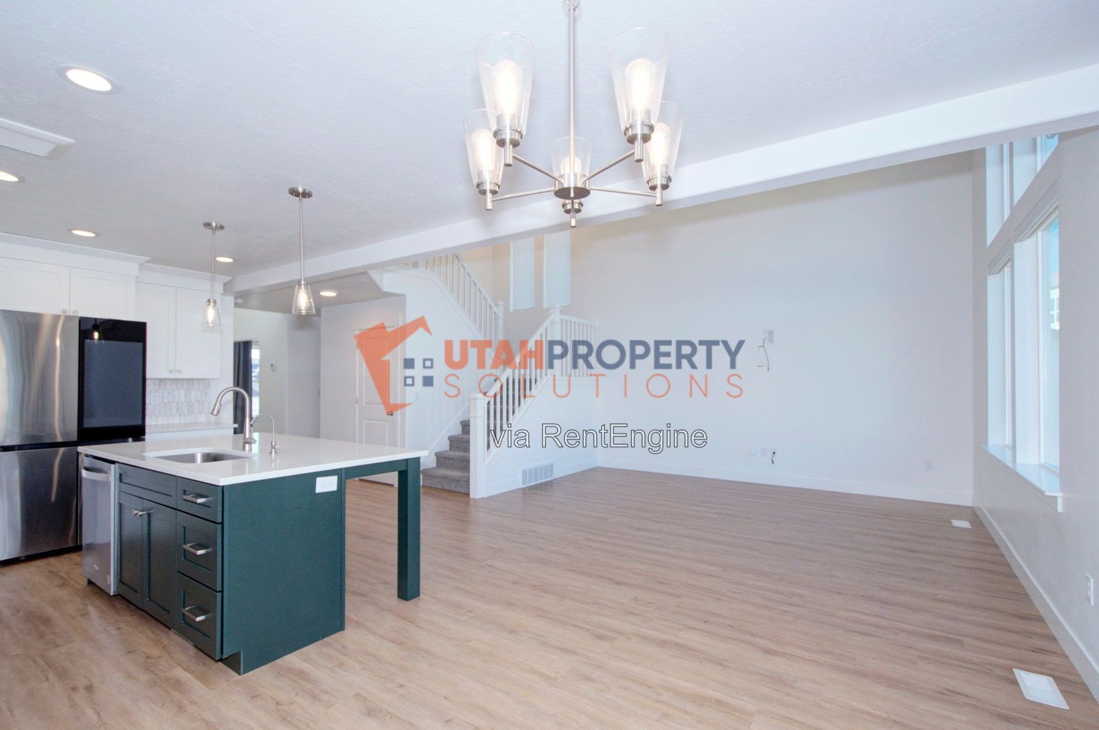 Beautiful Pet Friendly Home in Saratoga Springs! property image