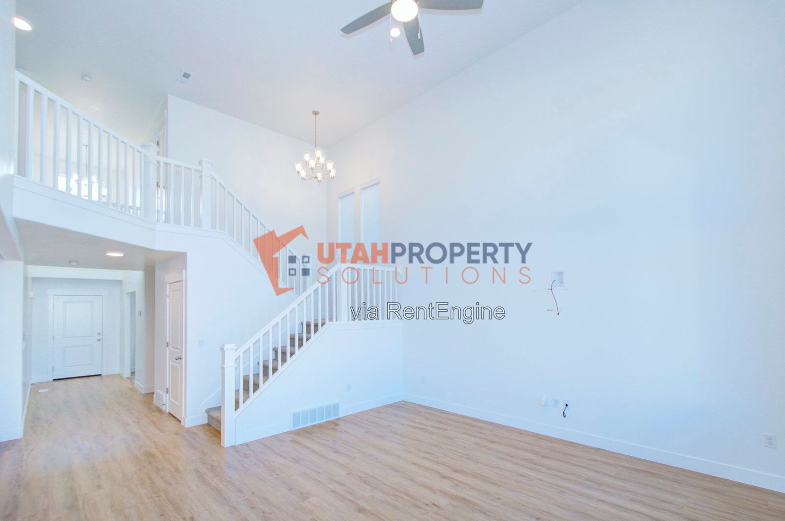 Beautiful Pet Friendly Home in Saratoga Springs! property image