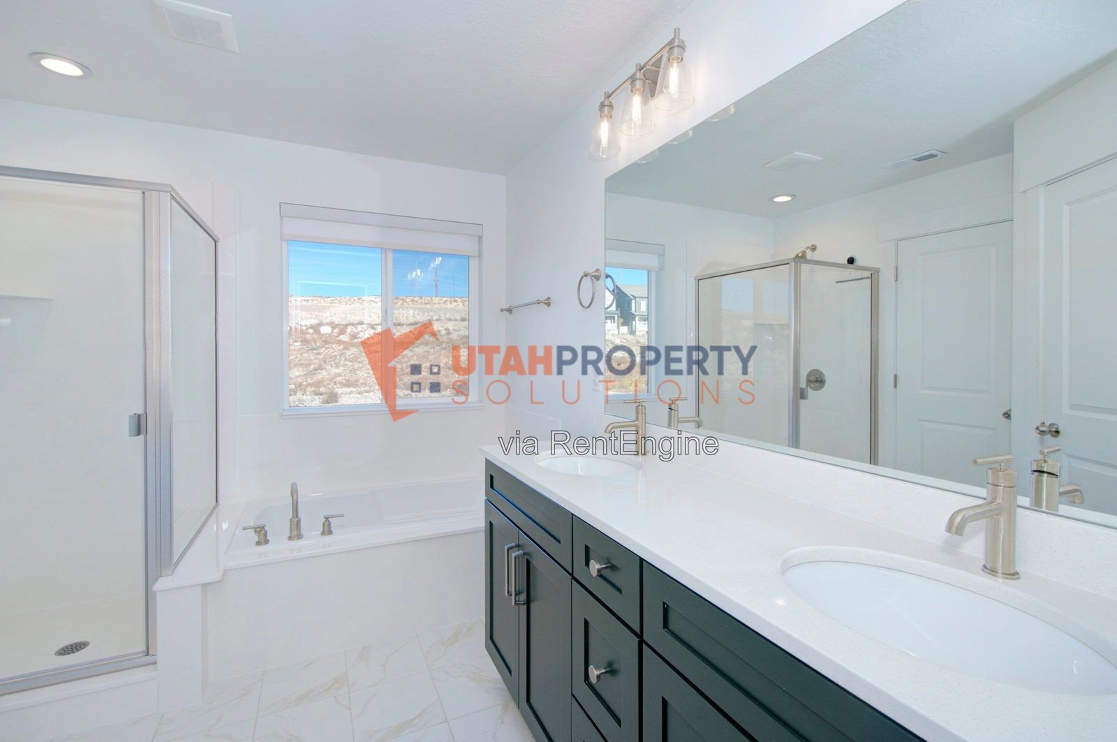 Beautiful Pet Friendly Home in Saratoga Springs! property image