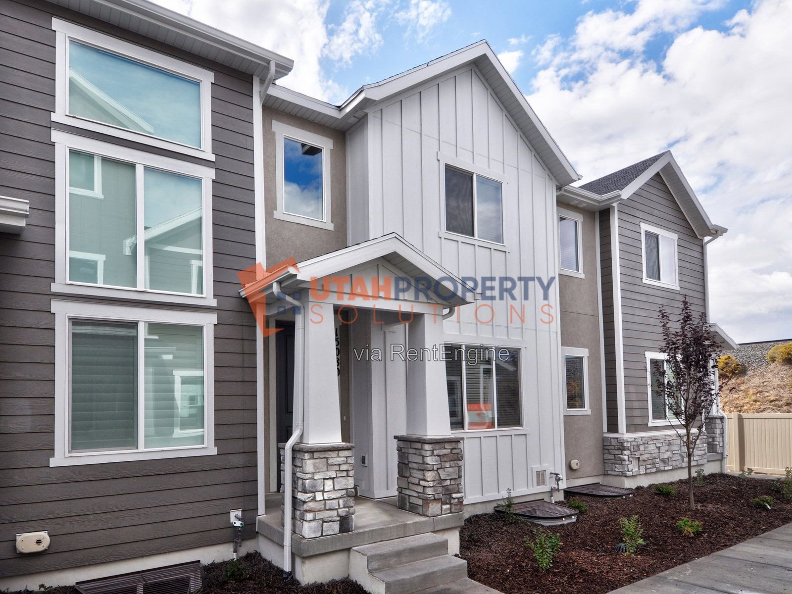 Gorgeous Pet friendly Townhome in Bluffdale! property image