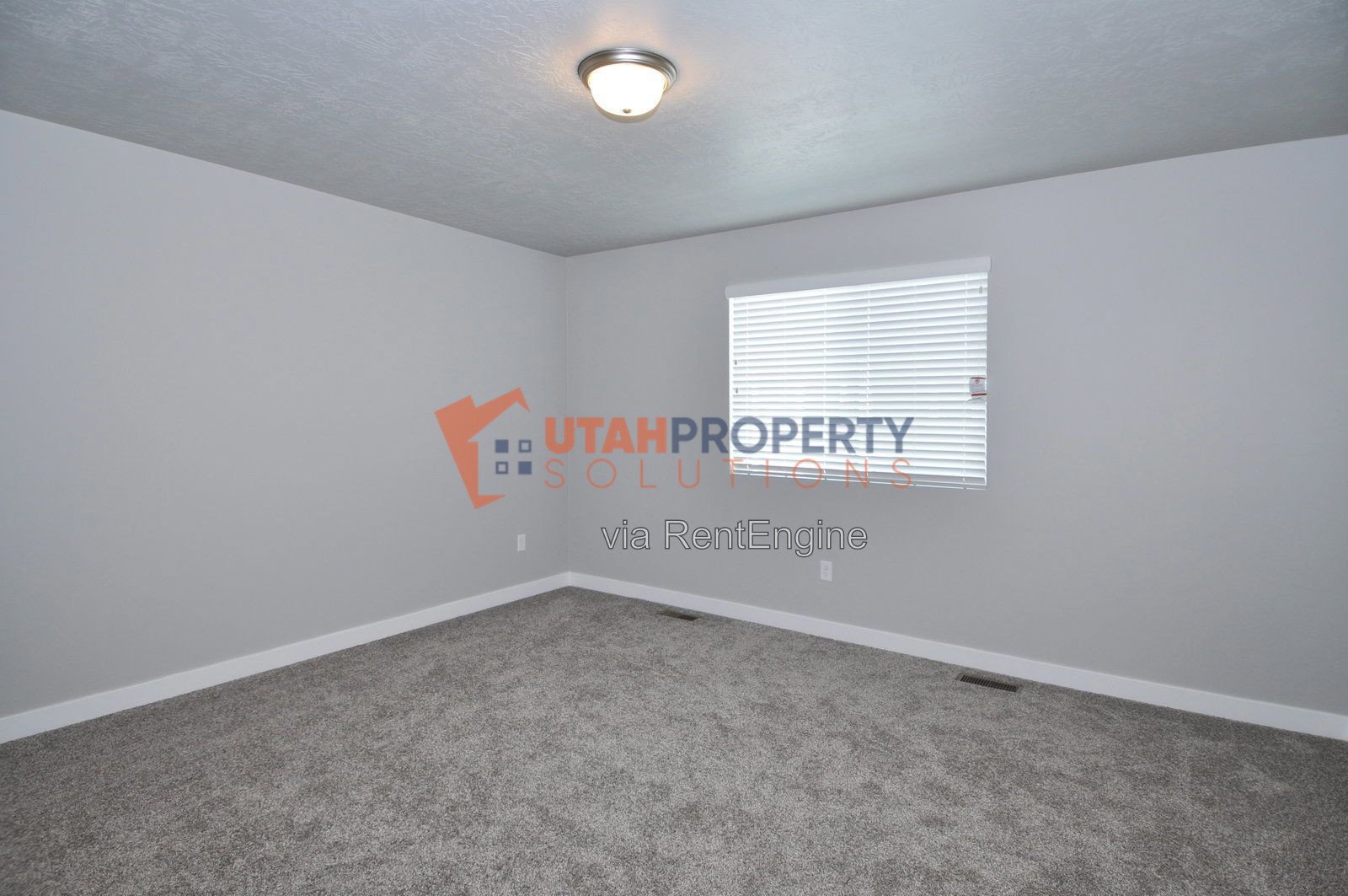 Gorgeous Pet friendly Townhome in Bluffdale! property image