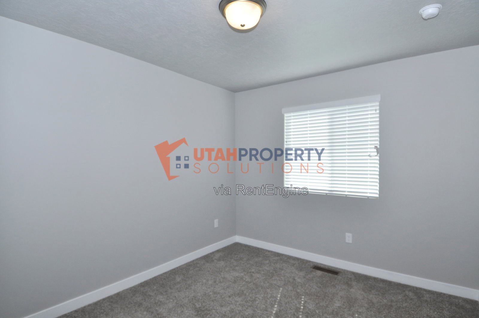 Gorgeous Pet friendly Townhome in Bluffdale! property image