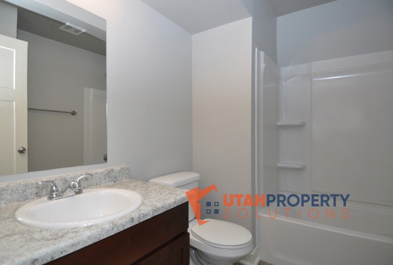 Pet Friendly Herriman Townhome Off the Corridor! property image