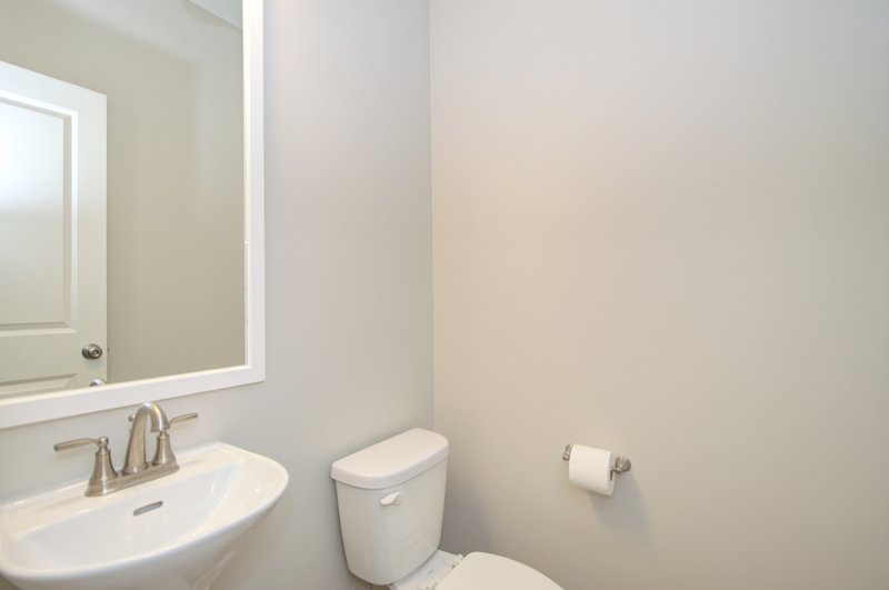 Contemporary 4 Bedroom Home in Saratoga Springs property image