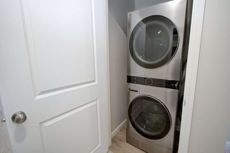 Contemporary 4 Bedroom Home in Saratoga Springs property image