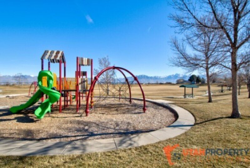 Coming Soon! Charming 5 Bedroom Single Family! property image