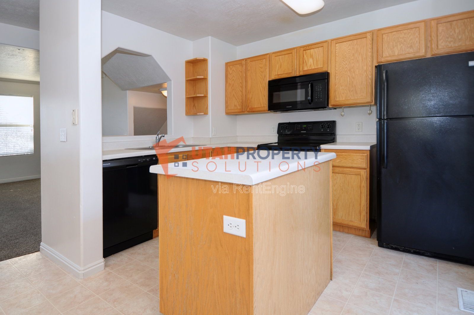 Pet Friendly Home in Draper! property image