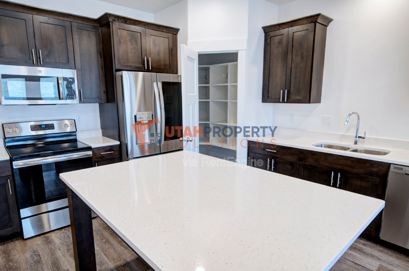 Pet Friendly Townhome In Eagle Mountain! property image