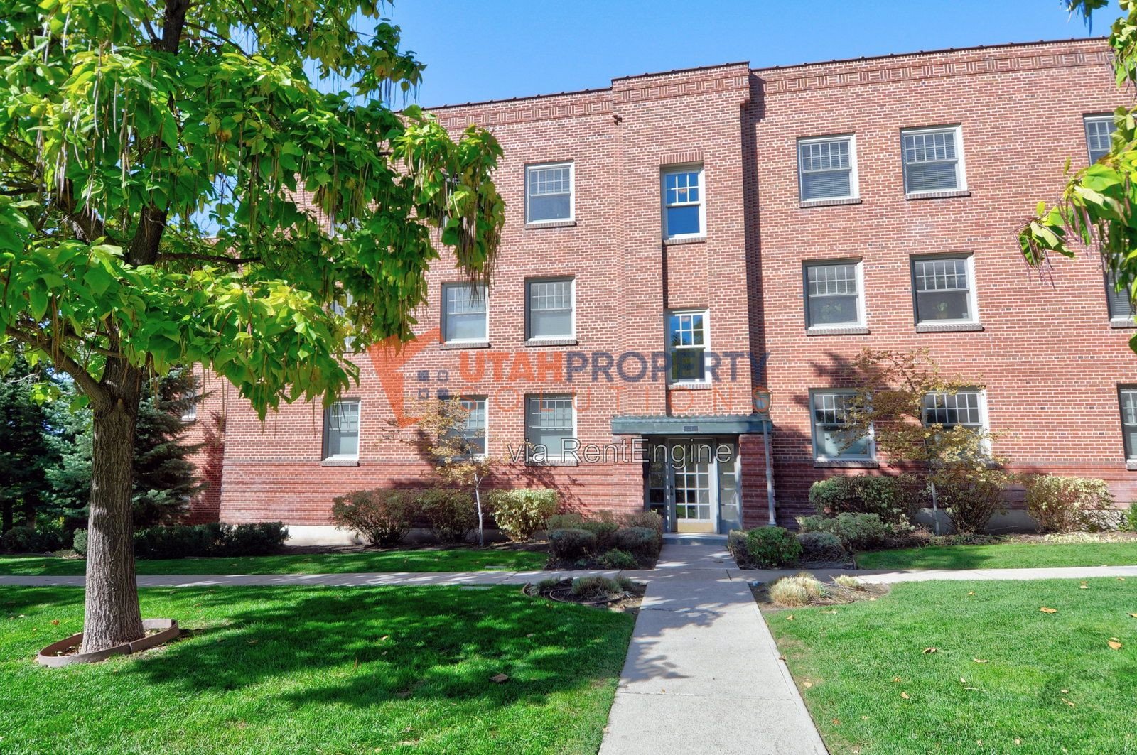 Gorgeous 2 Bed In Avenues - Parking Included! property image