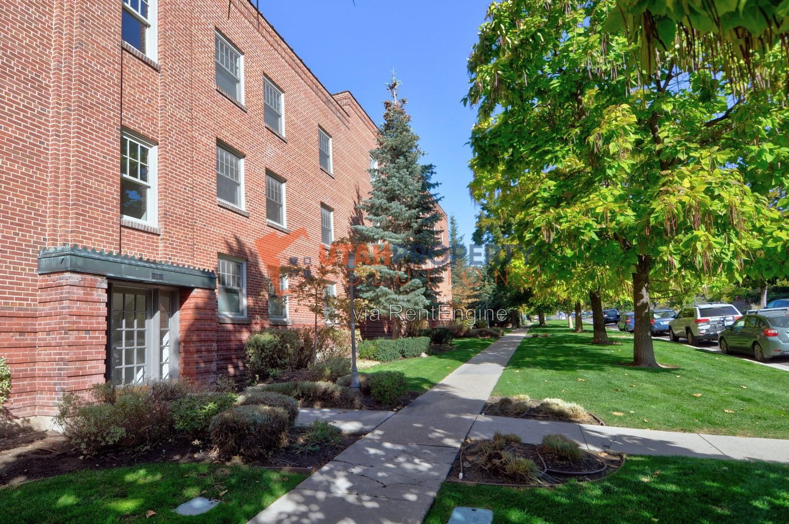 Gorgeous 2 Bed In Avenues - Parking Included! property image