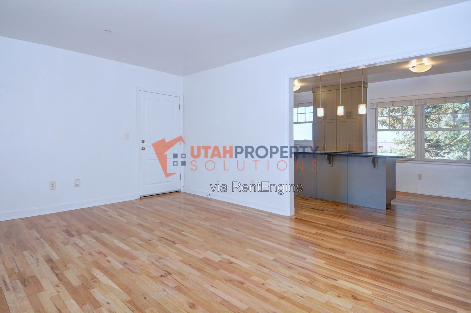 Gorgeous 2 Bed In Avenues - Parking Included! property image