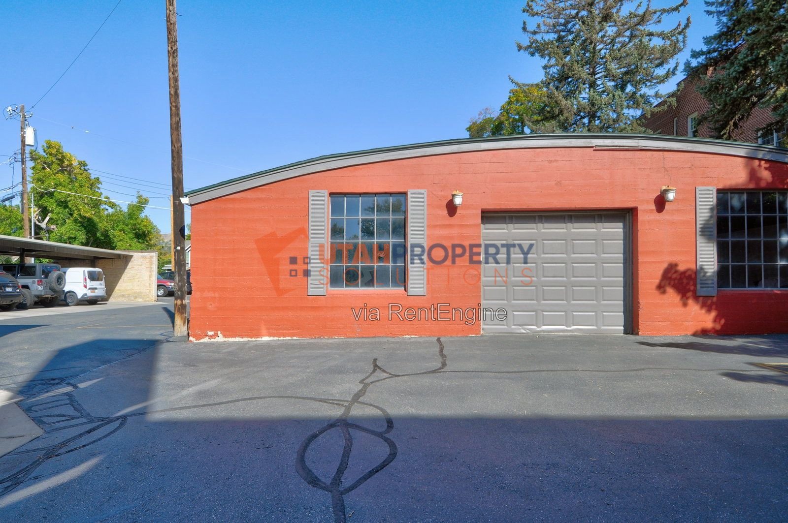Gorgeous 2 Bed In Avenues - Parking Included! property image