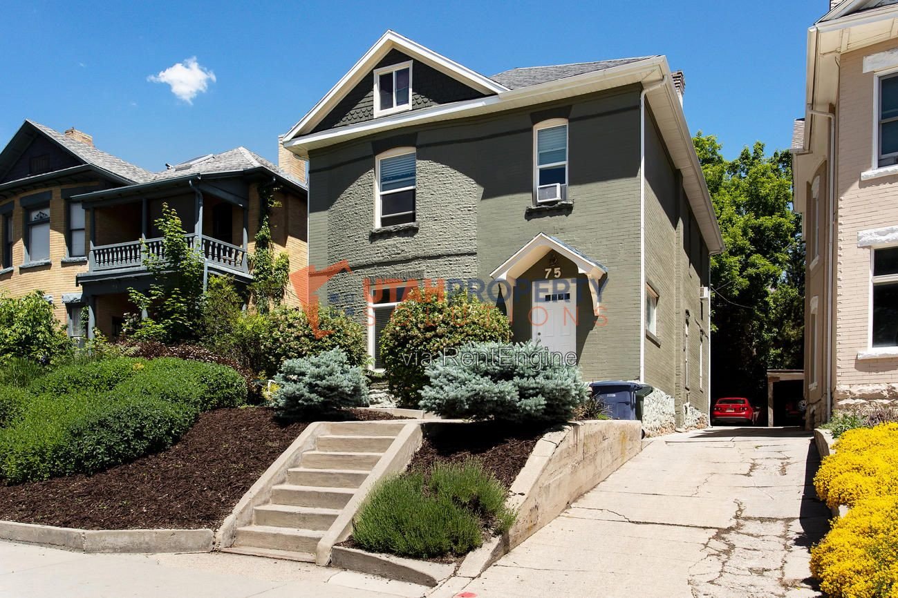 Beautiful Top Floor Apartment in Salt Lake! property image
