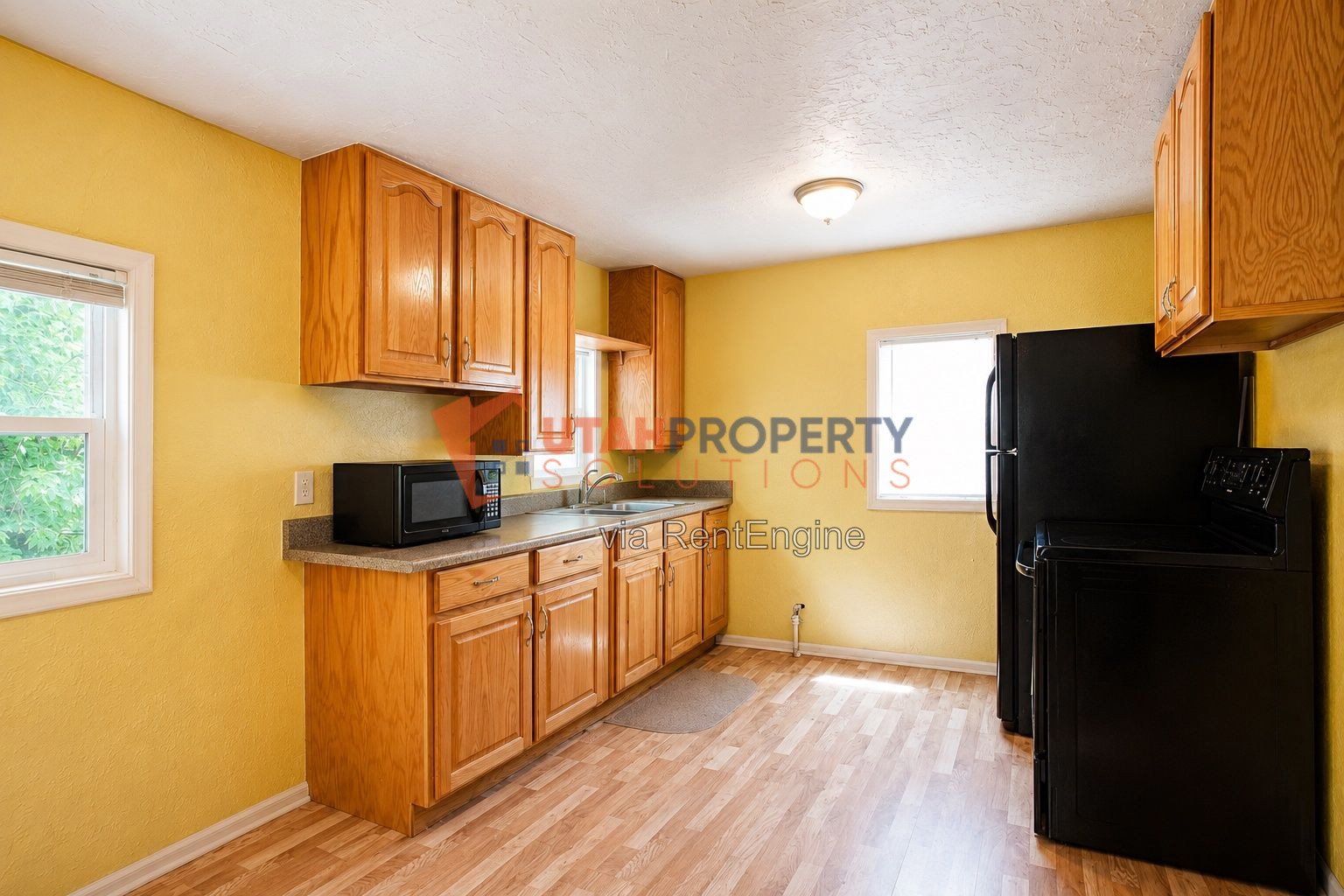 Beautiful Top Floor Apartment in Salt Lake! property image