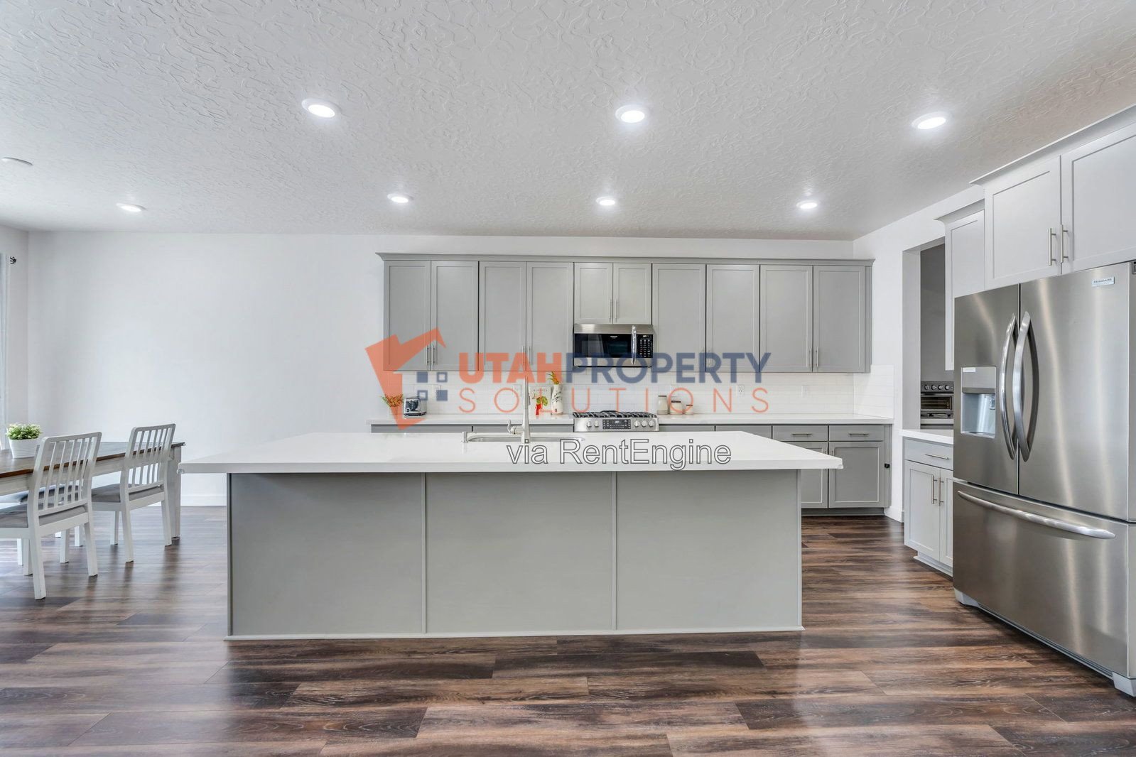 Gorgeous 5 Bedroom Single Family Home property image