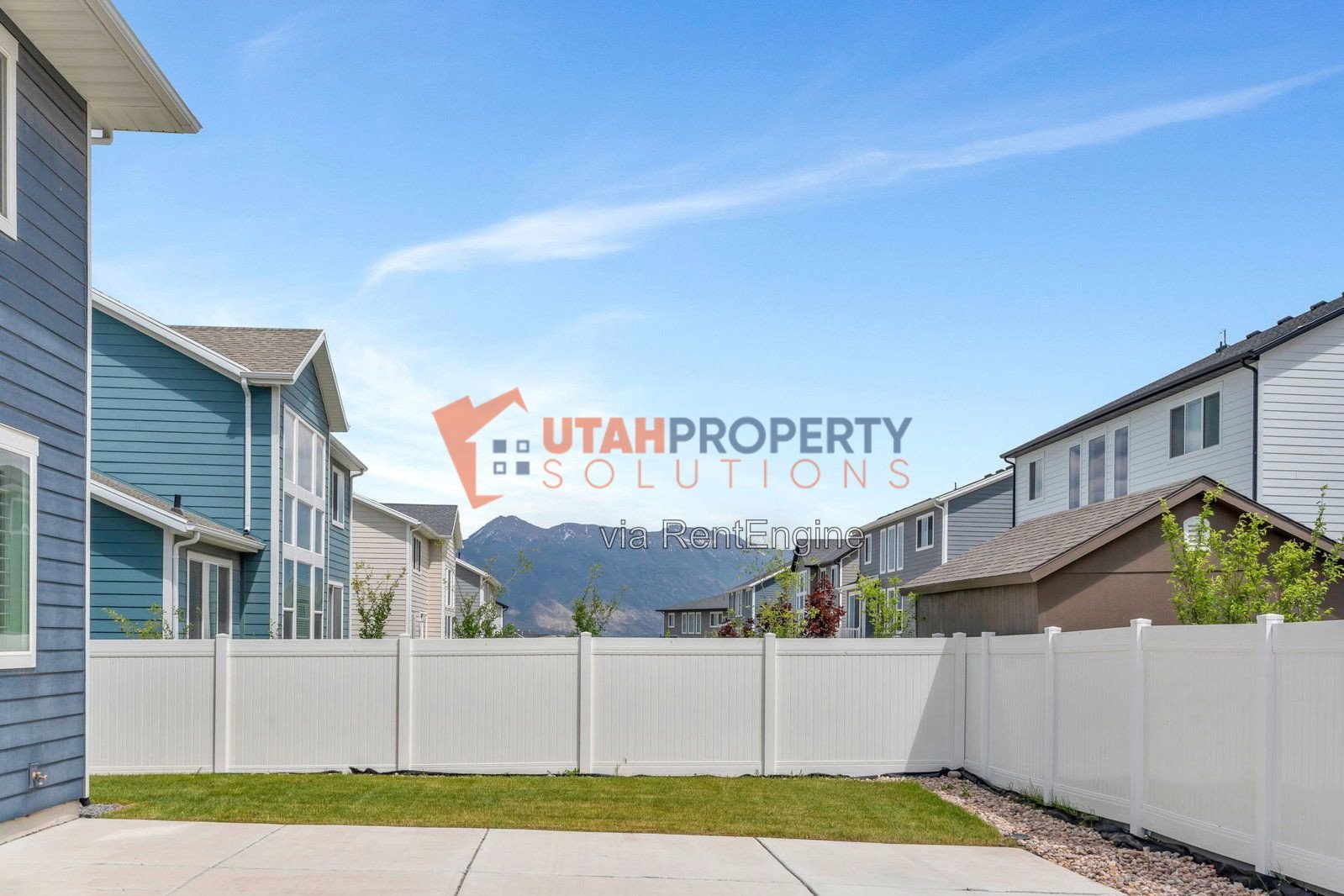 Gorgeous 5 Bedroom Single Family Home property image