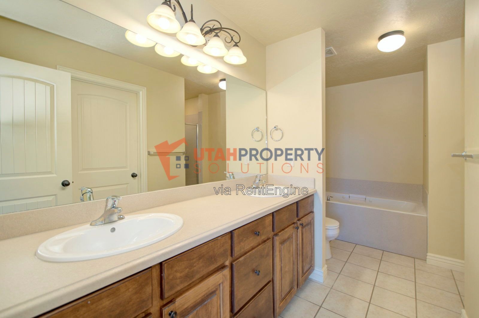 Gorgeous Townhome for Rent in South Jordan! property image
