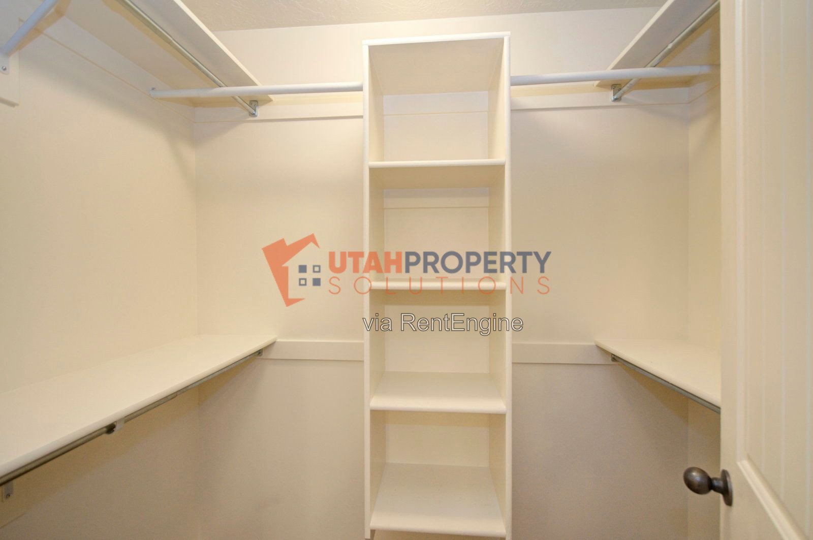 Gorgeous Townhome for Rent in South Jordan! property image