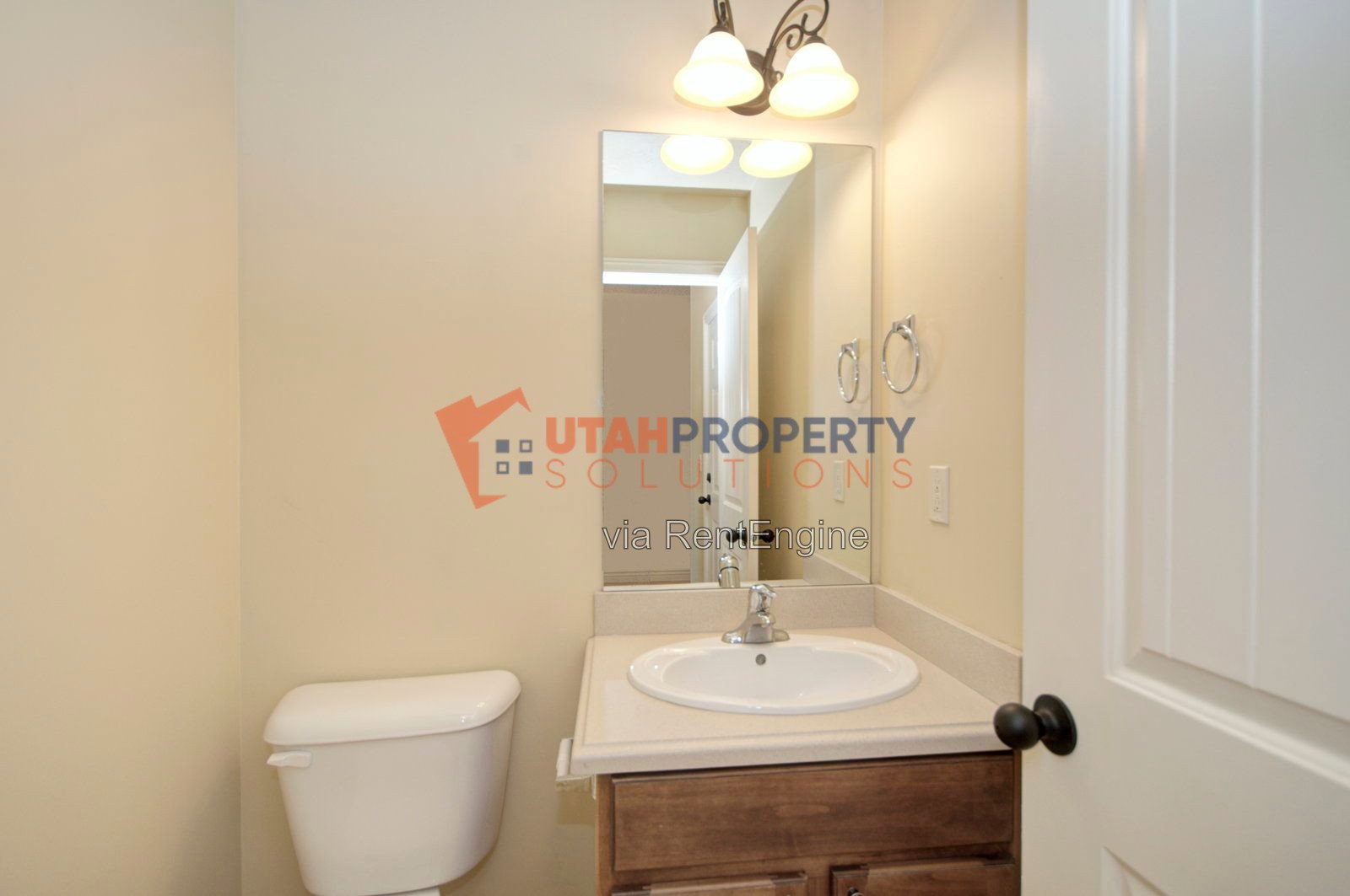 Gorgeous Townhome for Rent in South Jordan! property image