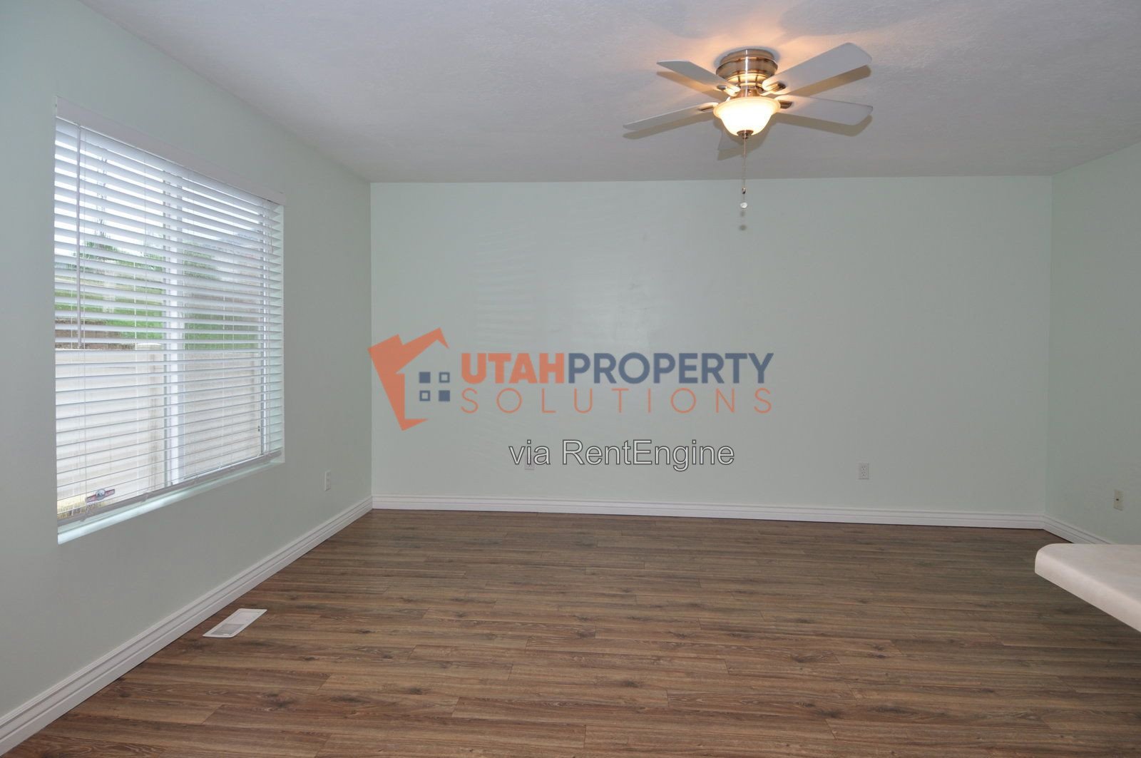 Pet Friendly Townhome in Murray! property image