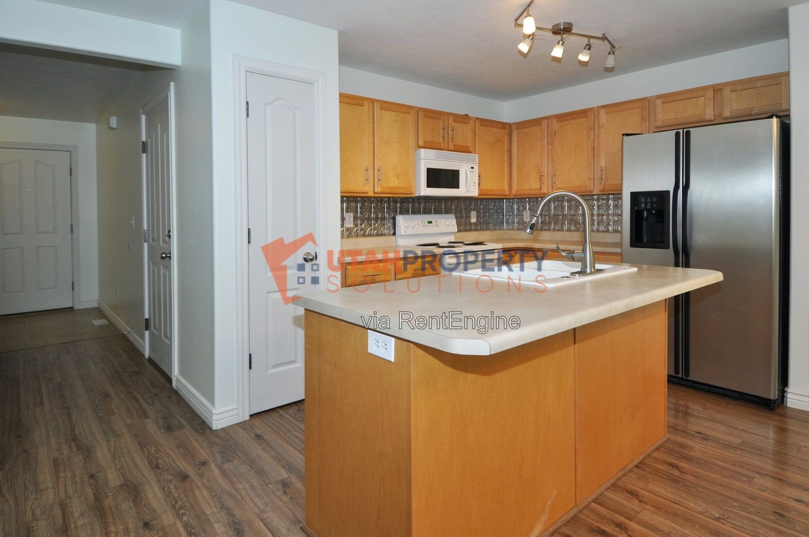 Pet Friendly Townhome in Murray! property image