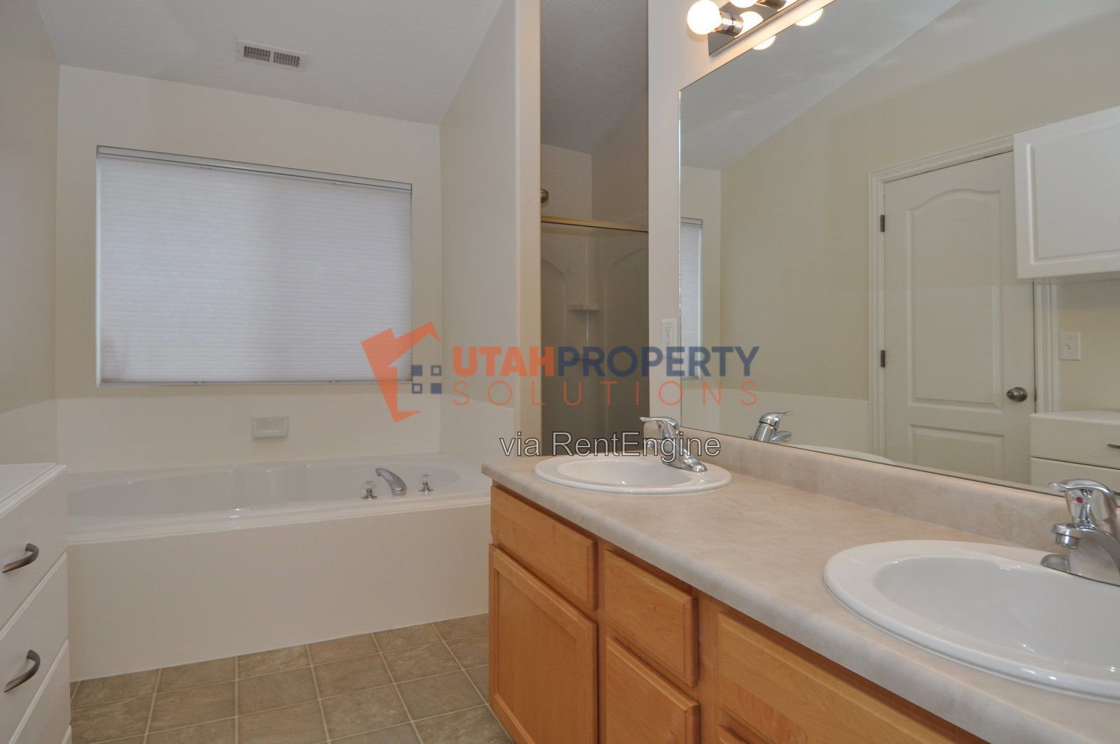 Pet Friendly Townhome in Murray! property image