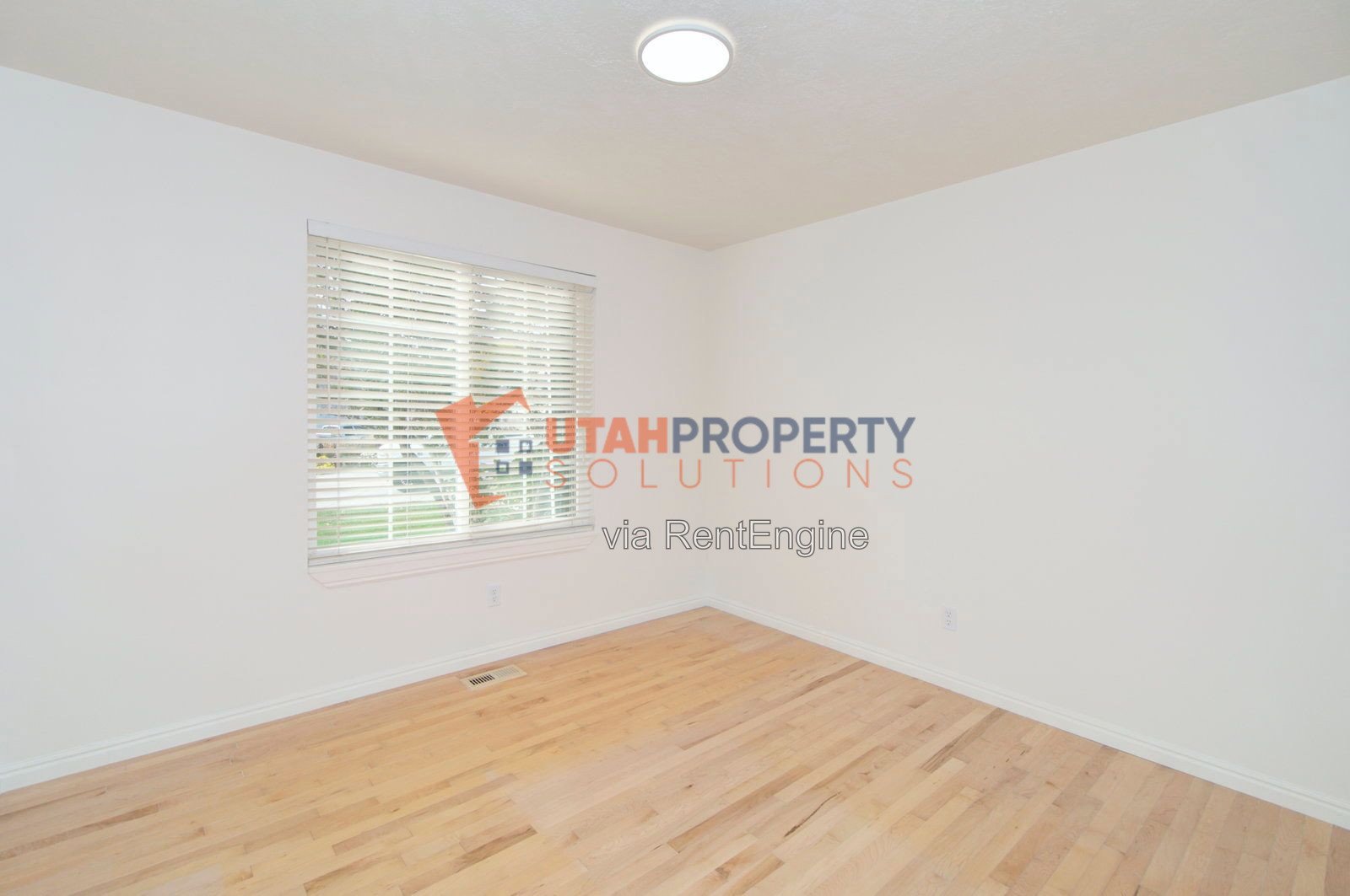 Beautiful Pet Friendly Home in Herriman! property image