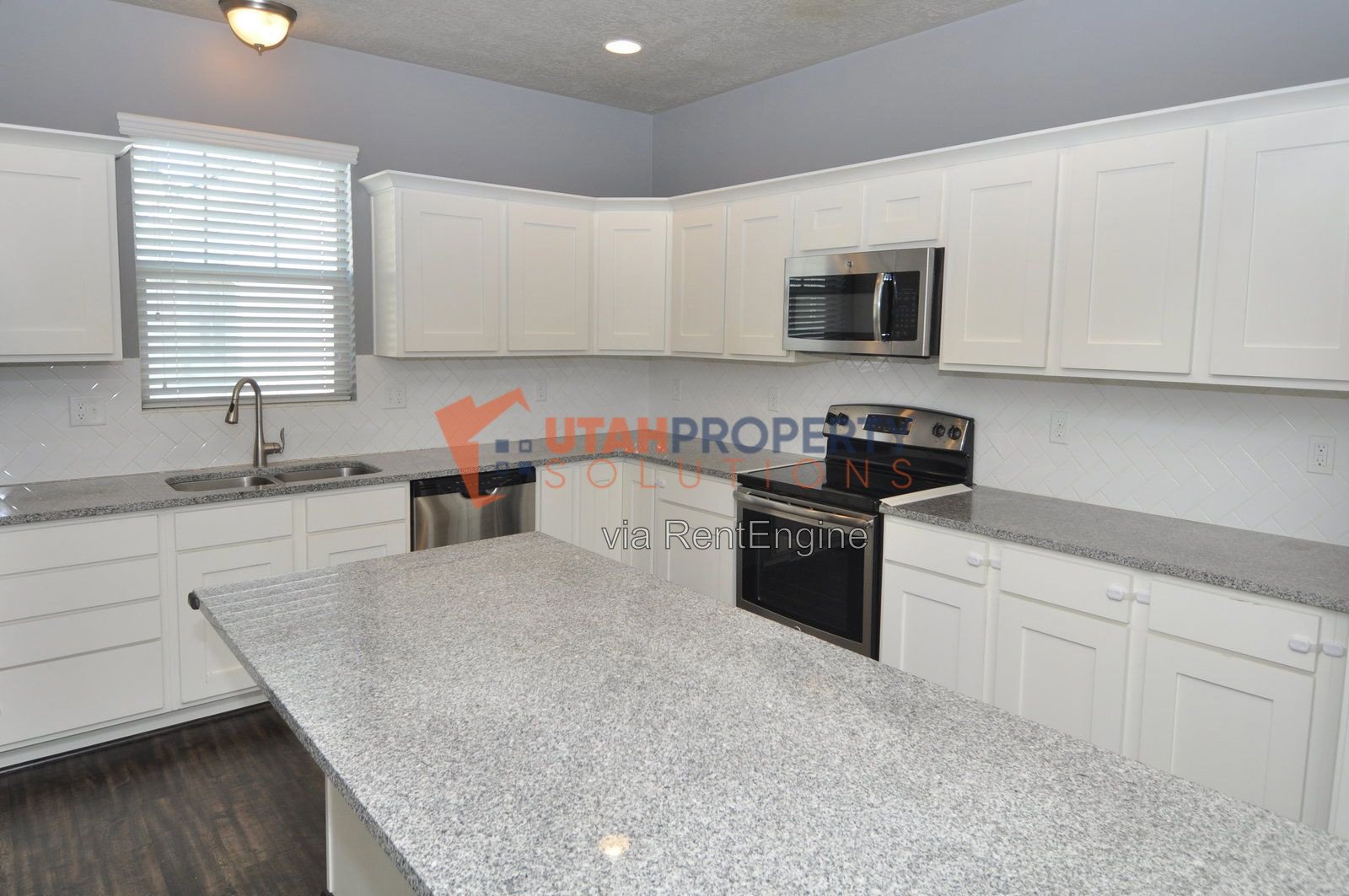 Modern Pet Friendly Townhome for Rent! property image